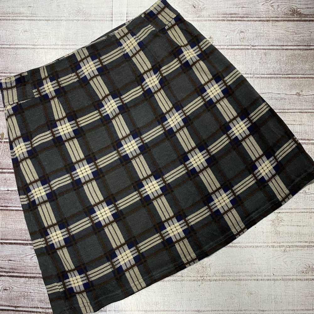 41 Hawthorn Black and White A-Line Mini Skirt